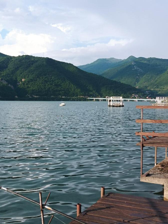 Dina Jablanicko Jezero Apartman *